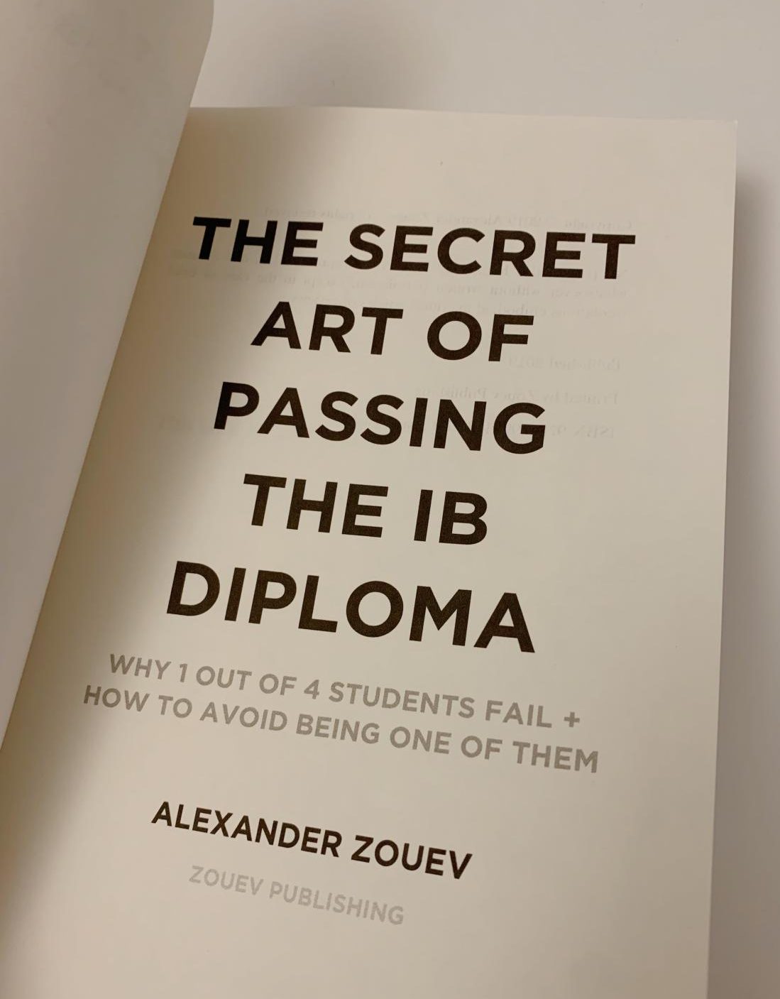 The Secret Art of Passing the IB Diploma Everything you need to know(01)