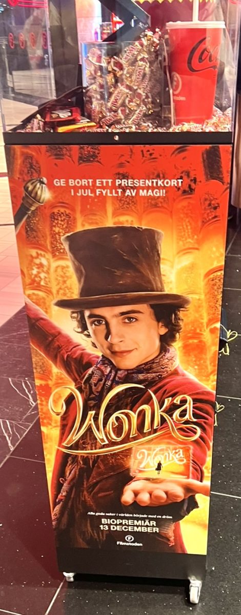 Wonka+Movie+Display