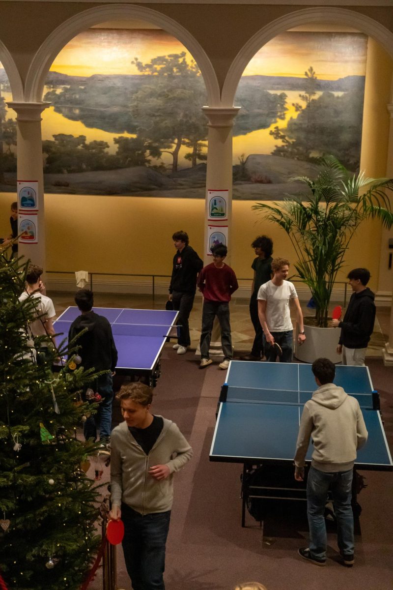 Table tennis 